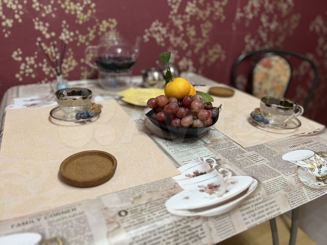 1-к. квартира, 42 м², 2/10 эт.