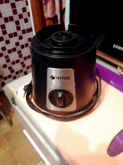 Запчасти от блендера vitek