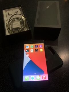 Телефон iPhone 8 plus