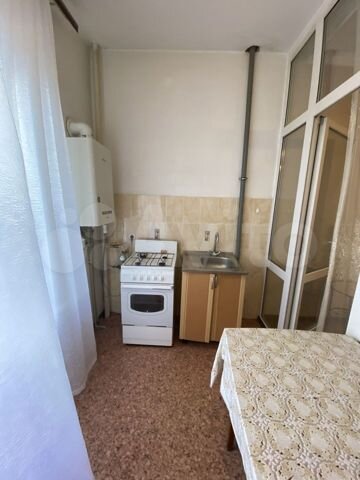 2-к. квартира, 55 м², 5/10 эт.