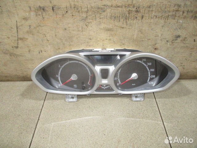 Панель приборов Ford Fiesta 6