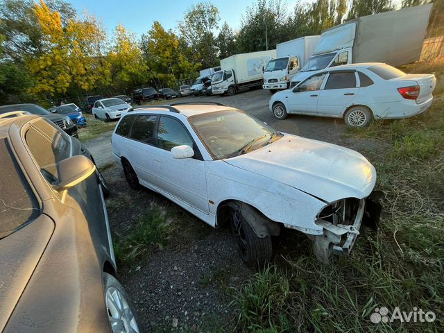 Toyota Caldina 1.8 AT, 1997, битый, 370 000 км