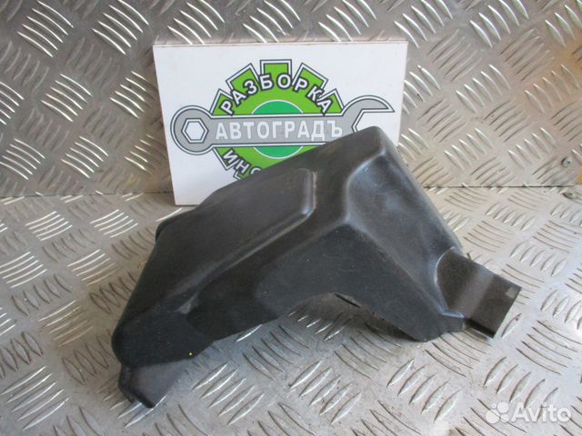 Крышка блока предохранителей Renault Symbol 07г