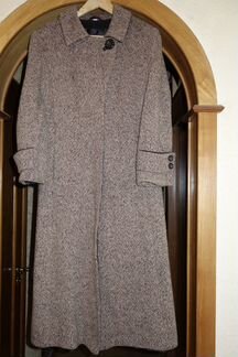 Пальто демисезонное. Женское. Разм 50-52