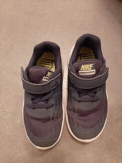 Кроссовки Nike