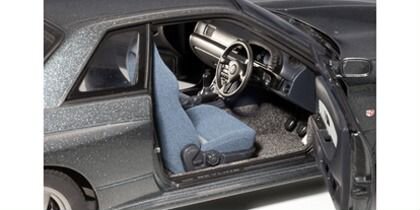 Nissan Skyline GTR R32 1/18