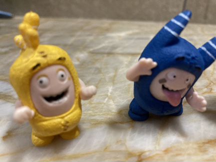 Игрушка из киндер-сюрприза