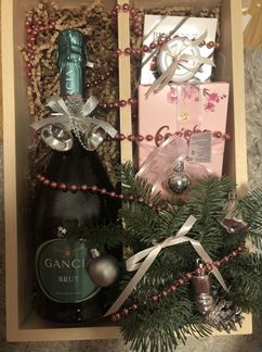 Новогодний подарок/ подарок на новый год/ шампанск