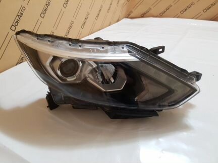 Фара правая Nissan Qashqai J11
