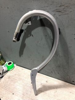 Петля крышки багажника левая Mercedes-Benz E-Class