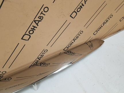 Молдинг капота Toyota Alphard 3