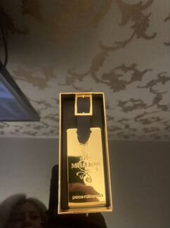 Фирменный брелок paco rabbane italy