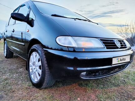 Volkswagen Sharan 2.8 AT, 1998, 128 000 км