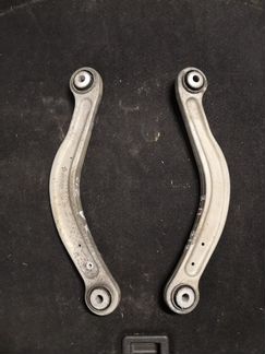 Задняя поперечная тяга Mercedes