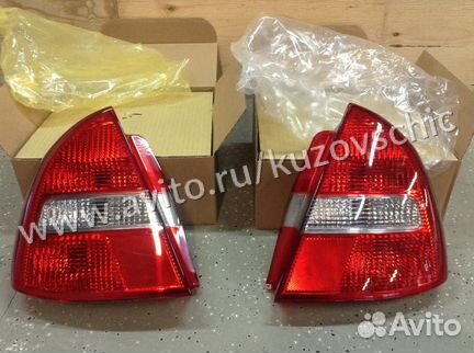 Фонарь задний Митсубиси Каризма
