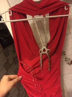 Платье новое красное