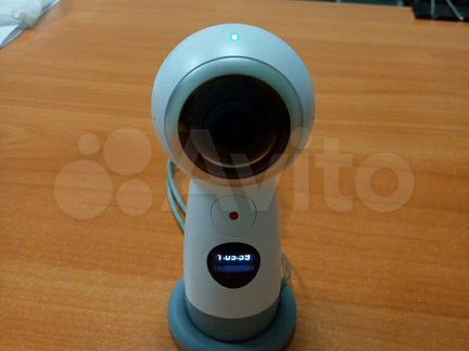 Камера SAMSUNG gear 360 (2017)