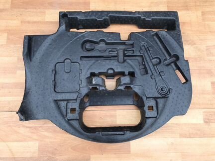 Вещевой пенопластовый лоток Mercedes W166