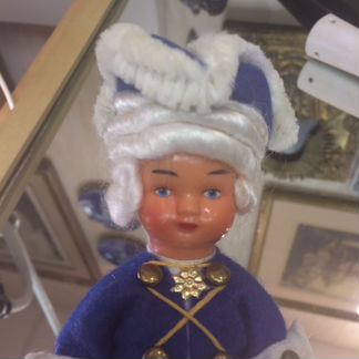 Кукла солдат антикварная пластик немецкая