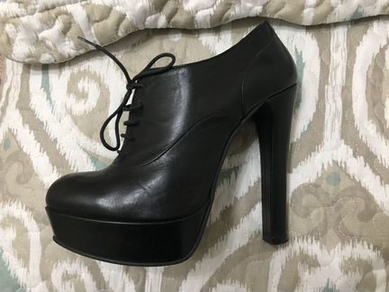 Женская обувь