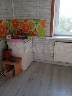 2-к. квартира, 54 м², 2/2 эт.