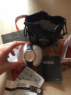 Часы Guess