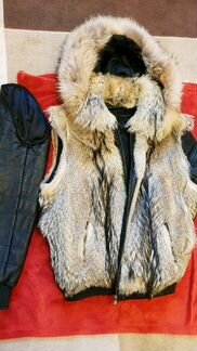 Куртка жилетка