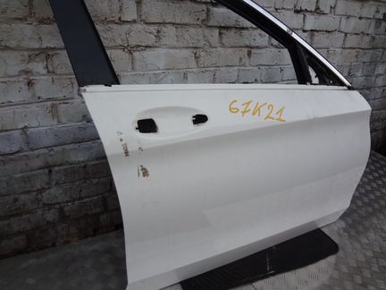 Дверь передняя правая Мерседес 205