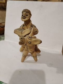 Статуэтка глиняная 