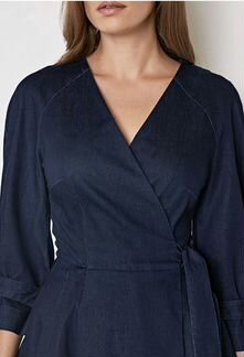 Платье джинсовое на запах, 44-46 размер