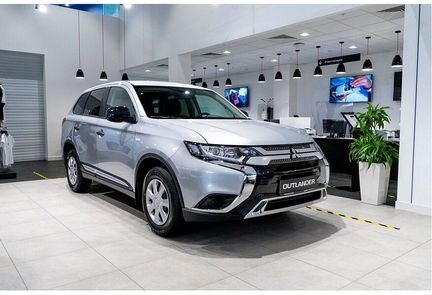 Mitsubishi Outlander 2.0 CVT, 2020
