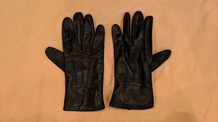 Кожаные перчатки