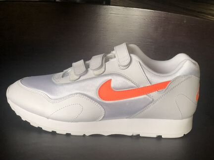 Кроссовки Nike (новые)