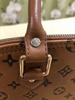 Сумка Louis Vuitton