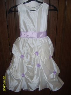 Платье нарядное на 5-6 лет