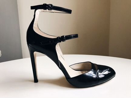 Туфли на каблуке Zara 39 р Черные лакированные