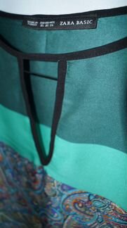 Платье с узором zara