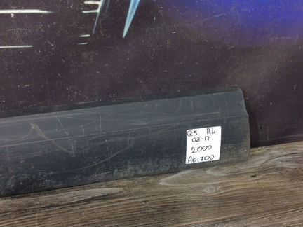 Молдинг двери передний левый Audi Q5 Ауди Q5