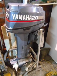 Лодочный мотор Yamaha 20