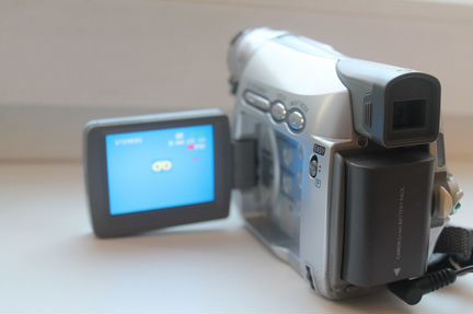Видеокамера Canon