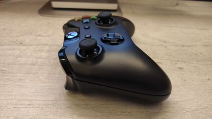 Геймпад Xbox One 2-я ревизия модель 1697