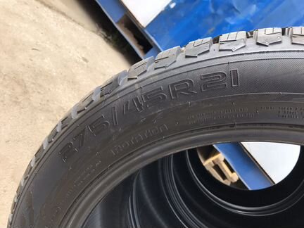 Продам шины 275/45R21 Нокиан