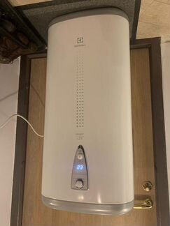 Водонагреватель Elektrolux Major LZR