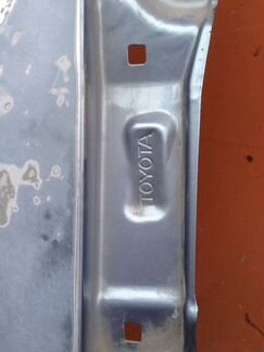 Крыло правое Toyota Corolla 120 хетчбэк с 2001 г