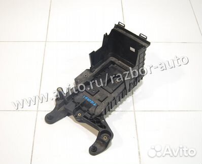 Корпус акб volkswagen tiguan 1 2007-2015