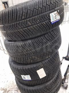 Michelin Pilot Alpin PA4 285/35 R20 и 255/40 R20