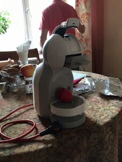 Электрокофеварка Nescafé dolce gusto