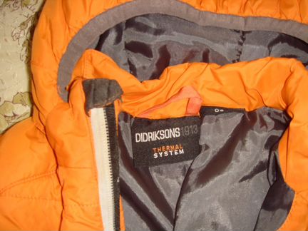 Продам куртку весна/осень Didriksons