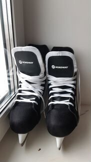 Коньки Norway для мальчика новые