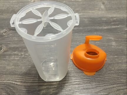 Шейкер для спортивного питания